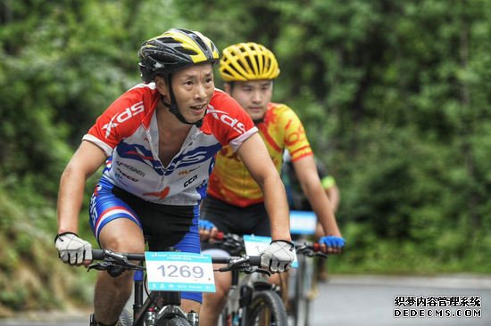 2019年海峡两岸暨港澳地区户外挑战赛彭水站举行